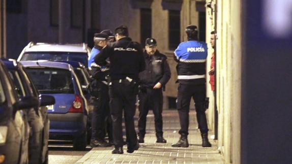 Herida grave tras recibir 20 puñaladas en su casa de Salamanca