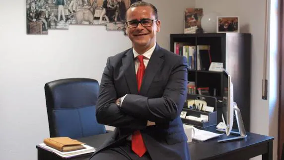 Luis Alberto García, en su despacho de Miguel Íscar.