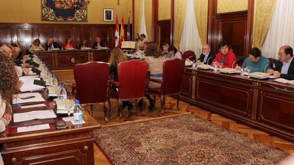 Pleno de la Diputación de Palencia.Marta Moras