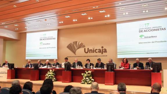 Una imagen de la junta general celebrada hoy.