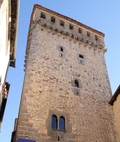 Torreón de Lozoya, emblema de Caja Segovia. El Norte