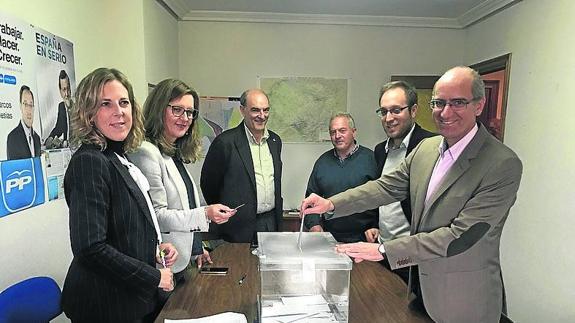 Javier Iglesias aspira a «lograr magníficos resultados» electorales