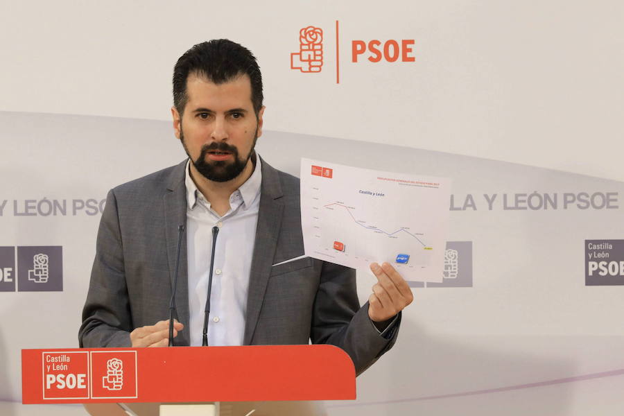 El secretario autonómico del PSOE en Castilla y León, Luis Tudanca, en rueda de prensa