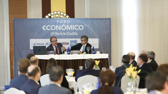 José Javier Castrodeza, durante su intervención en el Foro Económico de El Norte en Salamanca.