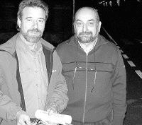 Rodríguez Siro, a la izquierda, junto a Mariano San Martín. / EL NORTE