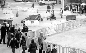 Varios niños circulan en kart por el circuito instalado en el interior de Ifeza en la pasada edición de Innovaduero. / LUIS CALLEJA