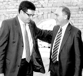El diputado Óscar López y Antonio Gato. / ANTONIO TANARRO