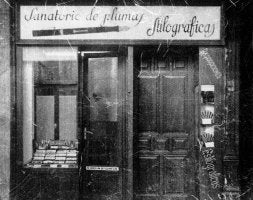 Entrada al Sanatorio de la pluma en 1946, cuando estaba en Fuente Dorada. / EL NORTE