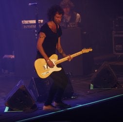 Leiva, durante la actuación./ M. DE LA FUENTE