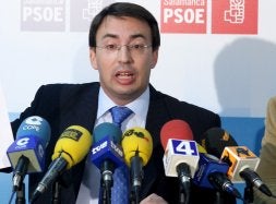 El PSOE acusa de irregularidades a Lanzarote al gestionar una fundación