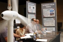 Los responsables de la Diputación explican la actuación. / R. BLANCO