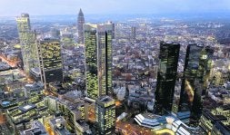 Grandes rascacielos forman un 'skyline' imponente que no tiene nada que envidiar a la silueta de las ciudades estadounidenses. / JOCHEN KEUTE