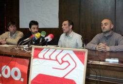 José María Fernández, Carlos Blanca, Antonio Aragón y Abel Pampliega, ayer. /J. RUIZ