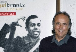Serrat, durante la presentación de su gira. ::
GUSTAVO CUEVAS-EFE