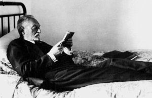 Retrato de Miguel de Unamuno leyendo. ::