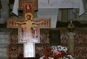 Santa Clara acoge la imagen del Cristo de San Damián