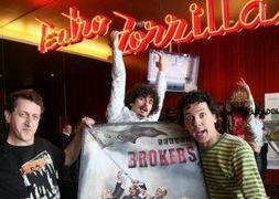 La factoría del humor Yllana desembarca en el Zorrilla con 'Brokers', una parodia de la crisis