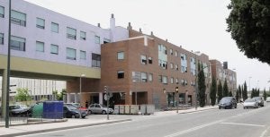 Apartamentos Cardenal Mendoza, en el campus Miguel Delibes. :: JESSICA CARRILLO
