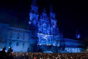 Imagen del concierto de Jean Michel Jarre, celebrado en la Plaza del Obradoiro de Santiago de Compostela. ::
ARCHIVO DEL XACOBEO