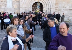 Danza a la Virgen de la Paz