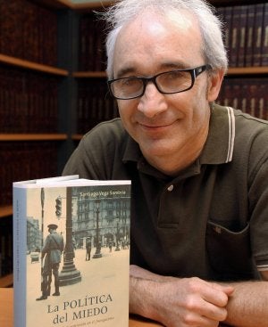 Santiago Vega Sombría y su último trabajo ::
A. TANARRO