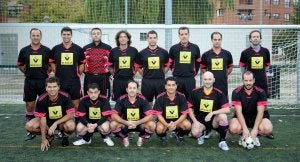 Plantilla del equipo Renault A, que ocupa la segunda posición en el grupo uno de Segunda División. ::
EL NORTE