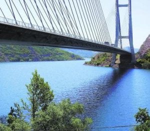 El embalse de Barrios de Luna, en León. ::
M. A. P. L
