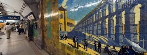 El Acueducto preside una de las estaciones del suburbano de Buenos Aires. ::
EL NORTE