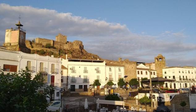 Centro de Alburquerque y Castillo de Luna