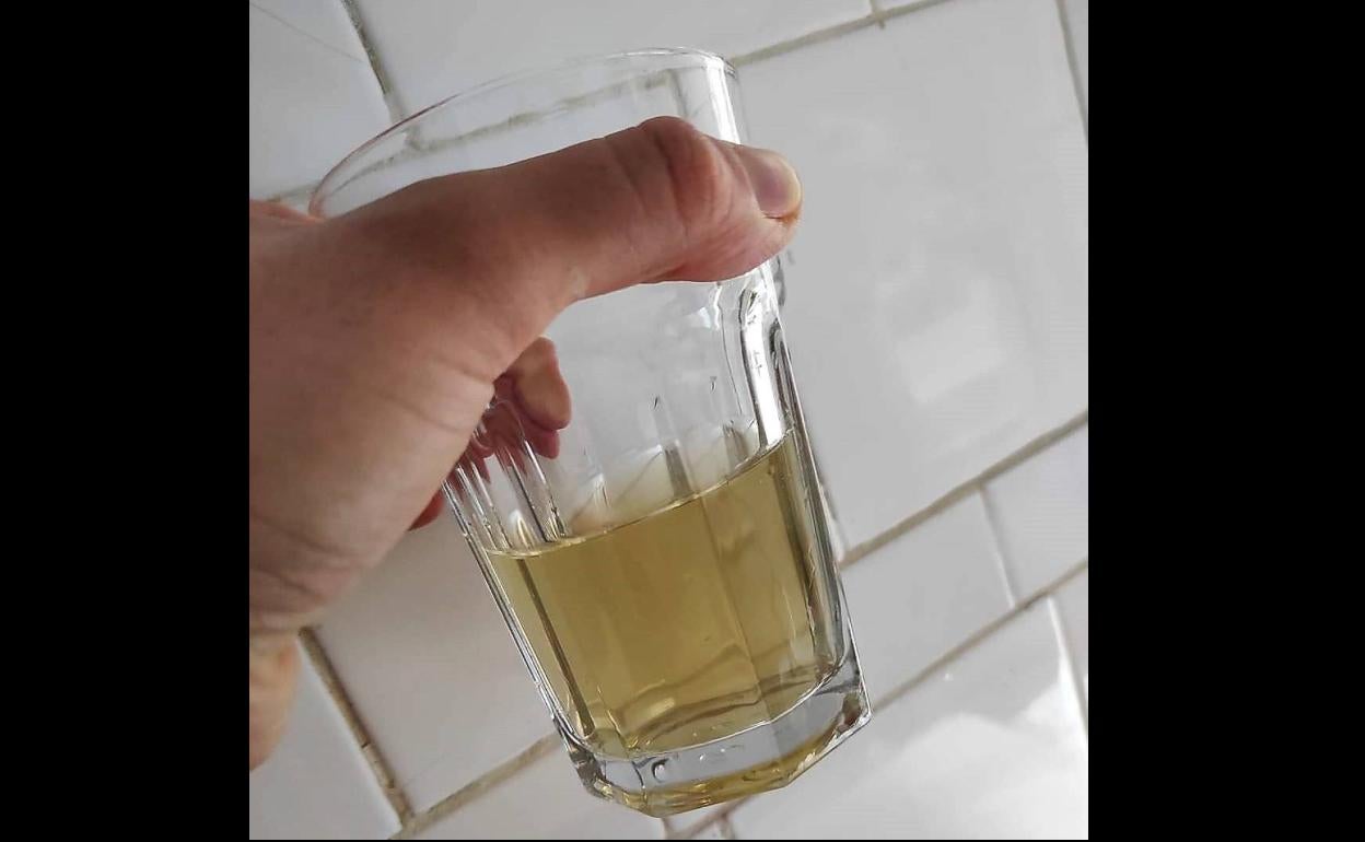 Estado que presenta el agua en algunas zonas del pueblo.