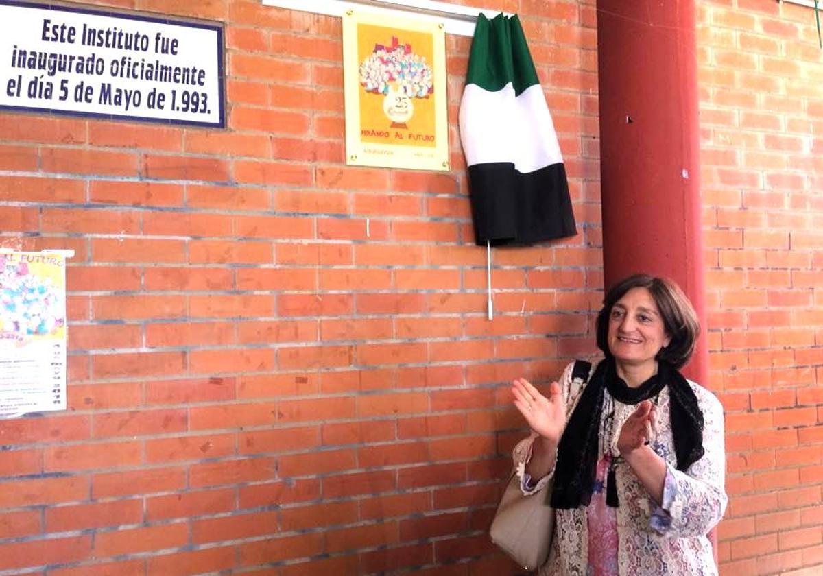 Luci Pintor, directora del IES Castillo de Luna, se jubila