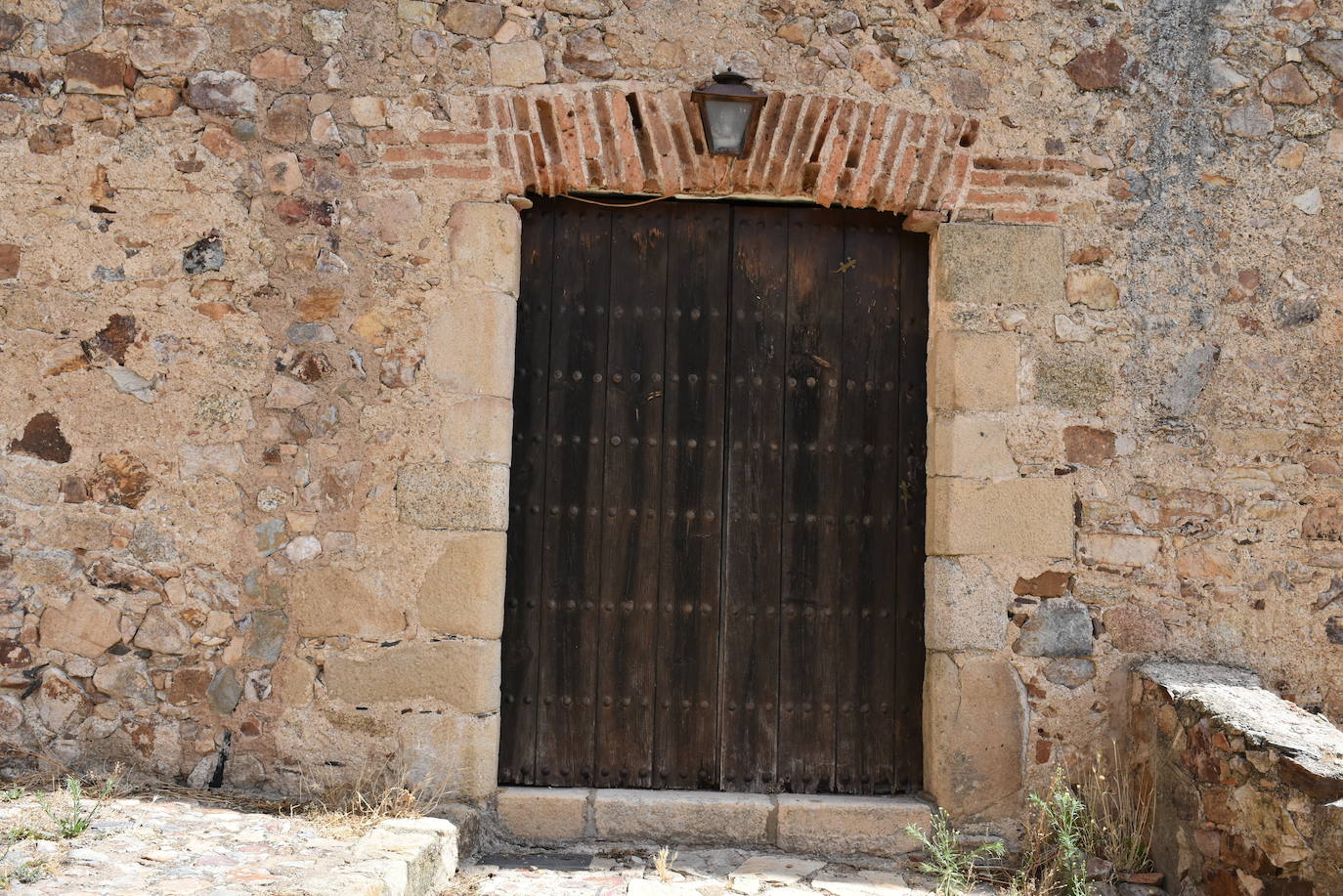 Puertas del Castillo de Luna