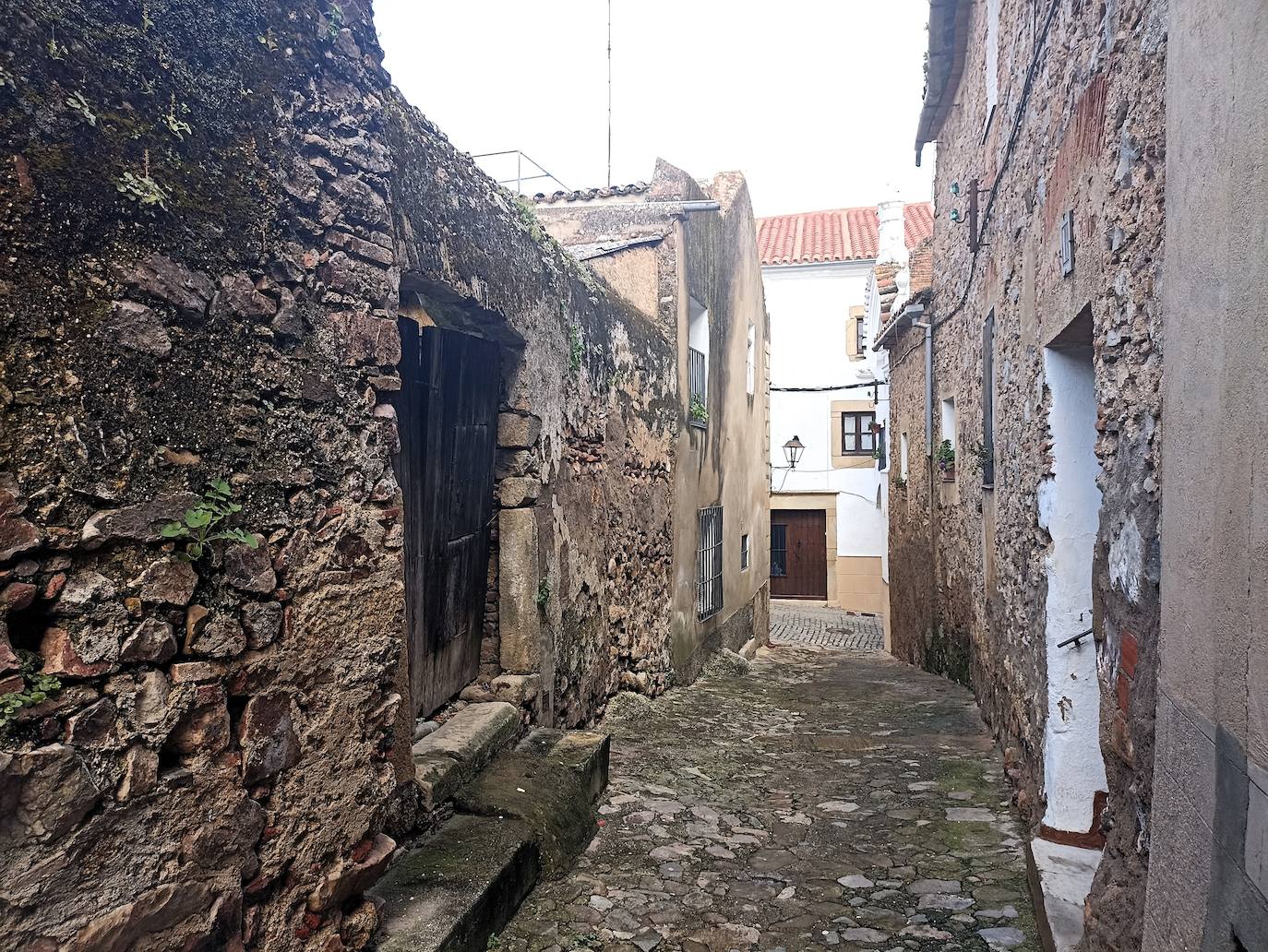 Villa Adentro. Paseo por el barrio gótico judío