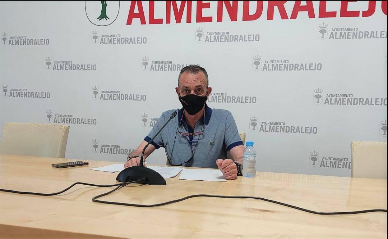 El Ayuntamiento mantiene este curso el refuerzo en limpieza en los colegios por la pandemia