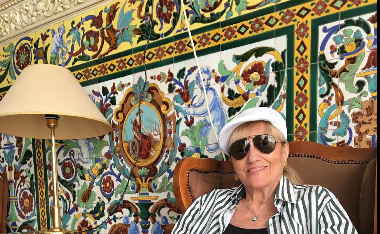 Lourdes Moya lleva más de quince años en Almendralejo desde que regresó a Extremadura. 