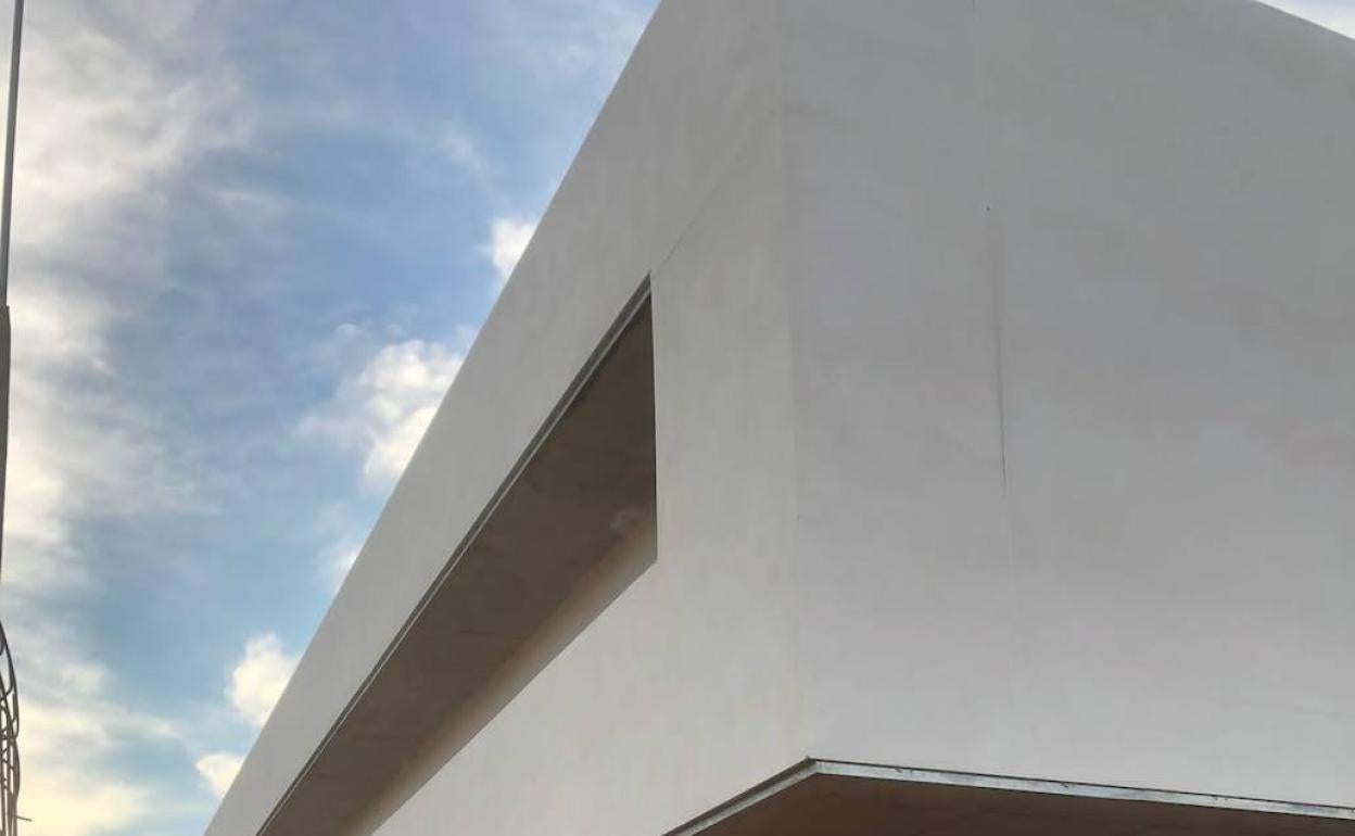 Las obras de albañileía ya han terminado en el edificio. 
