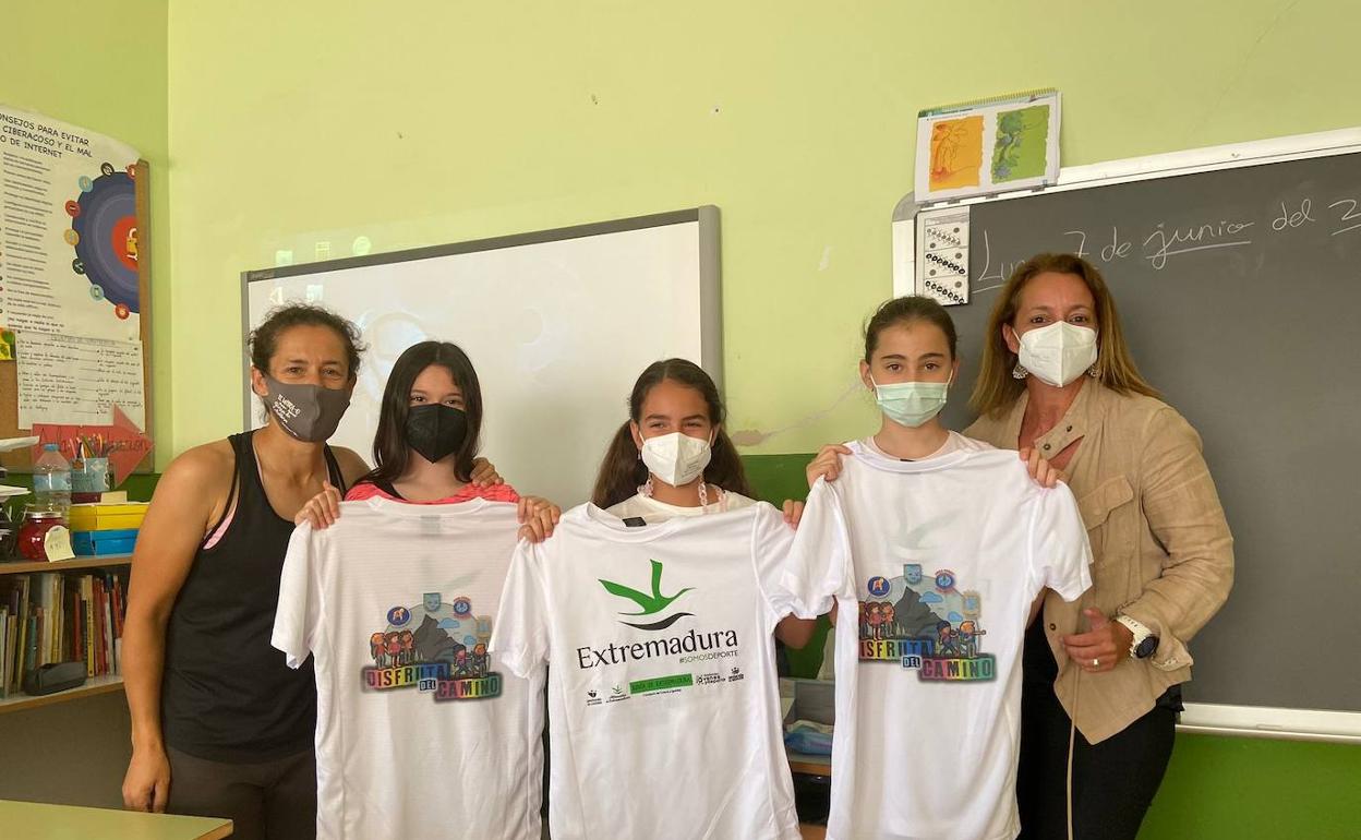 16 alumnos de cuatro centros educativos irán al campeonato del mundo de raid de aventuras