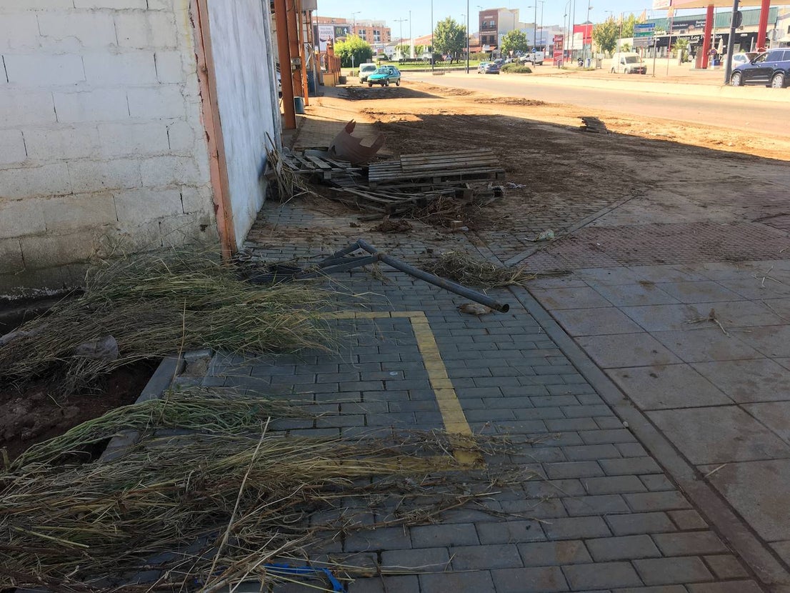 Muchos caminos han quedado afectados por las riadas.