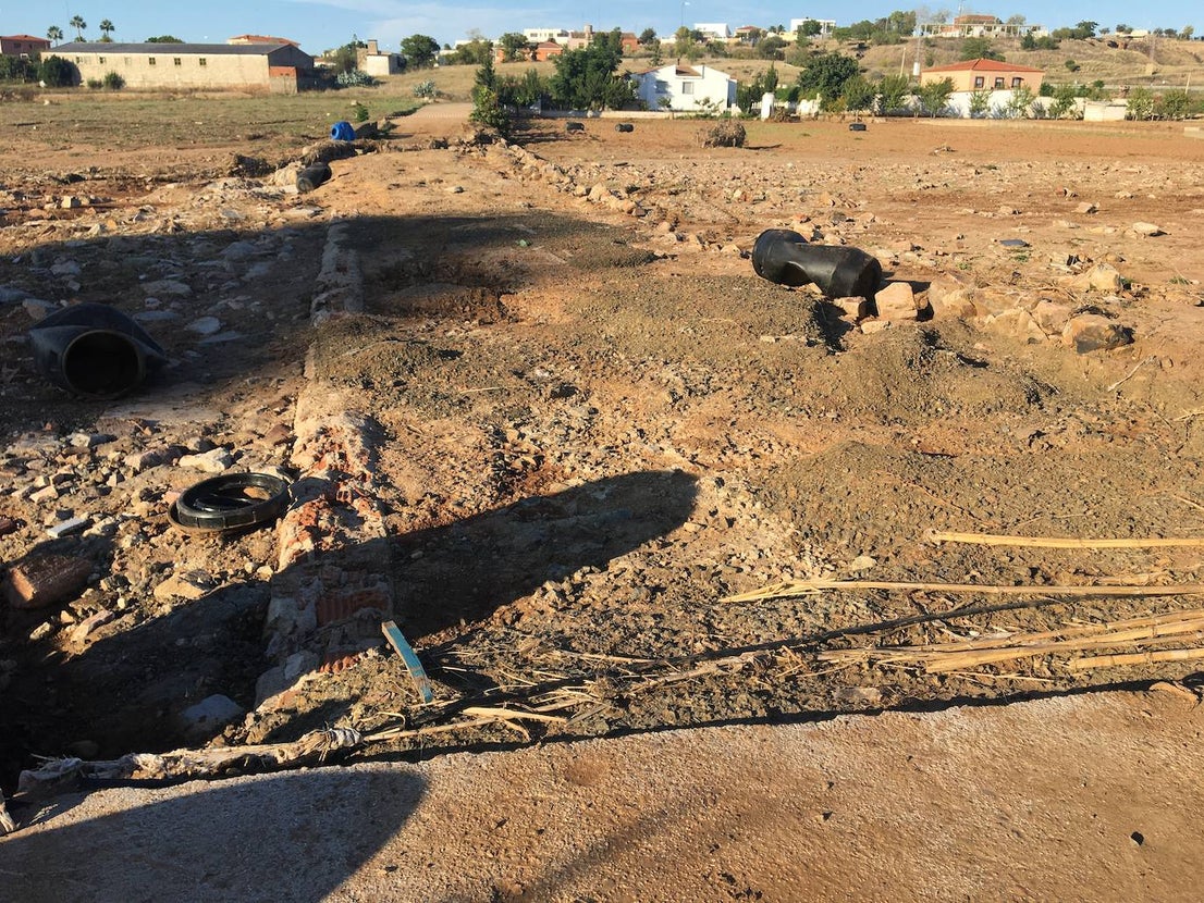 Muchos caminos han quedado afectados por las riadas.