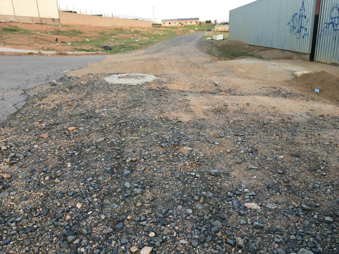 Muchos caminos han quedado afectados por las riadas.