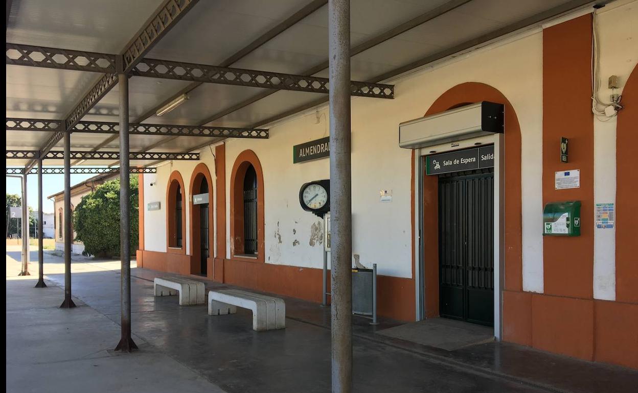 En Almendralejo tendrá lugar la primera de estas movilizaciones de protesta por el tren. 