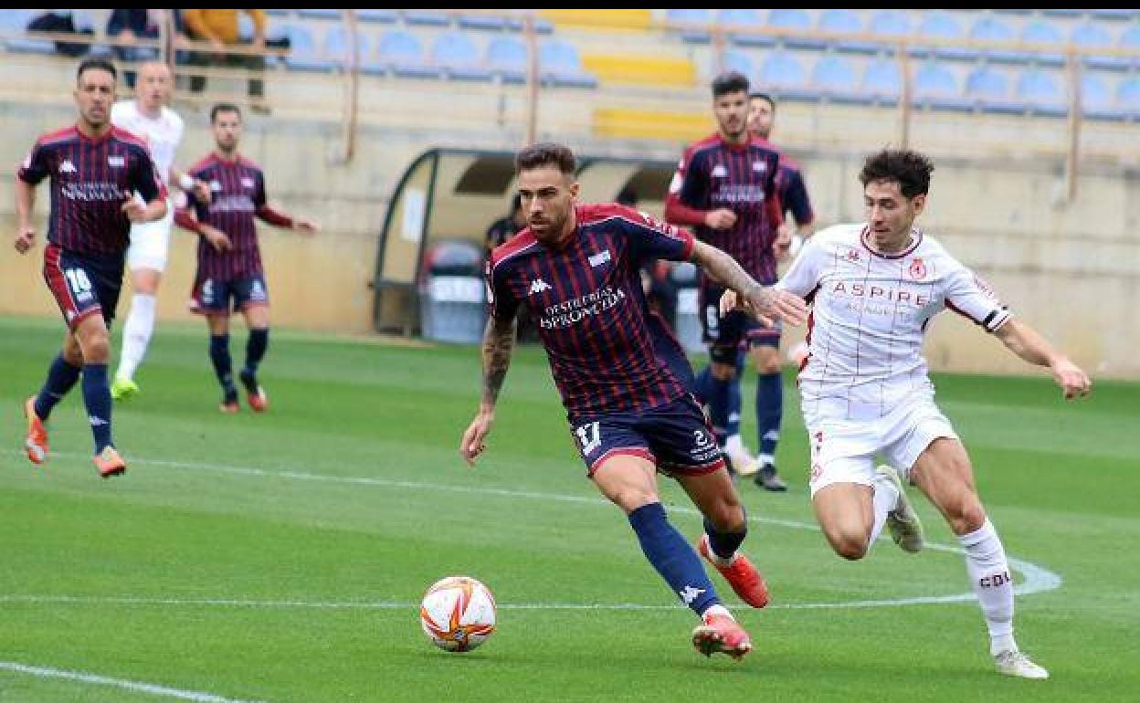 La plantilla, no obstante, jugará ante el Badajoz este fin de semana. J. M. Romero