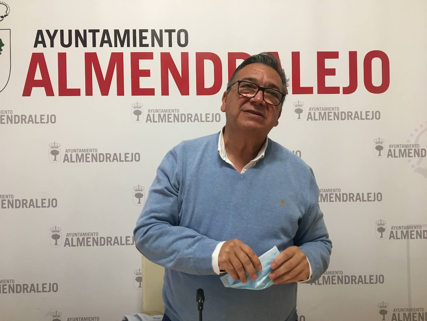 El alcalde contestó así a las preguntas sobre el estado del club de fútbol. 
