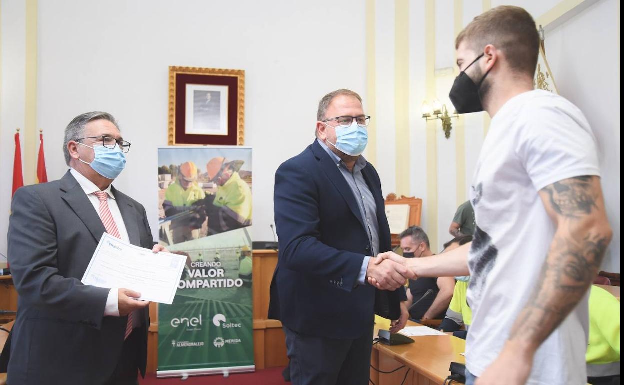 Soltec incorporará a 236 trabajadores para construir dos plantas fotovoltaicas