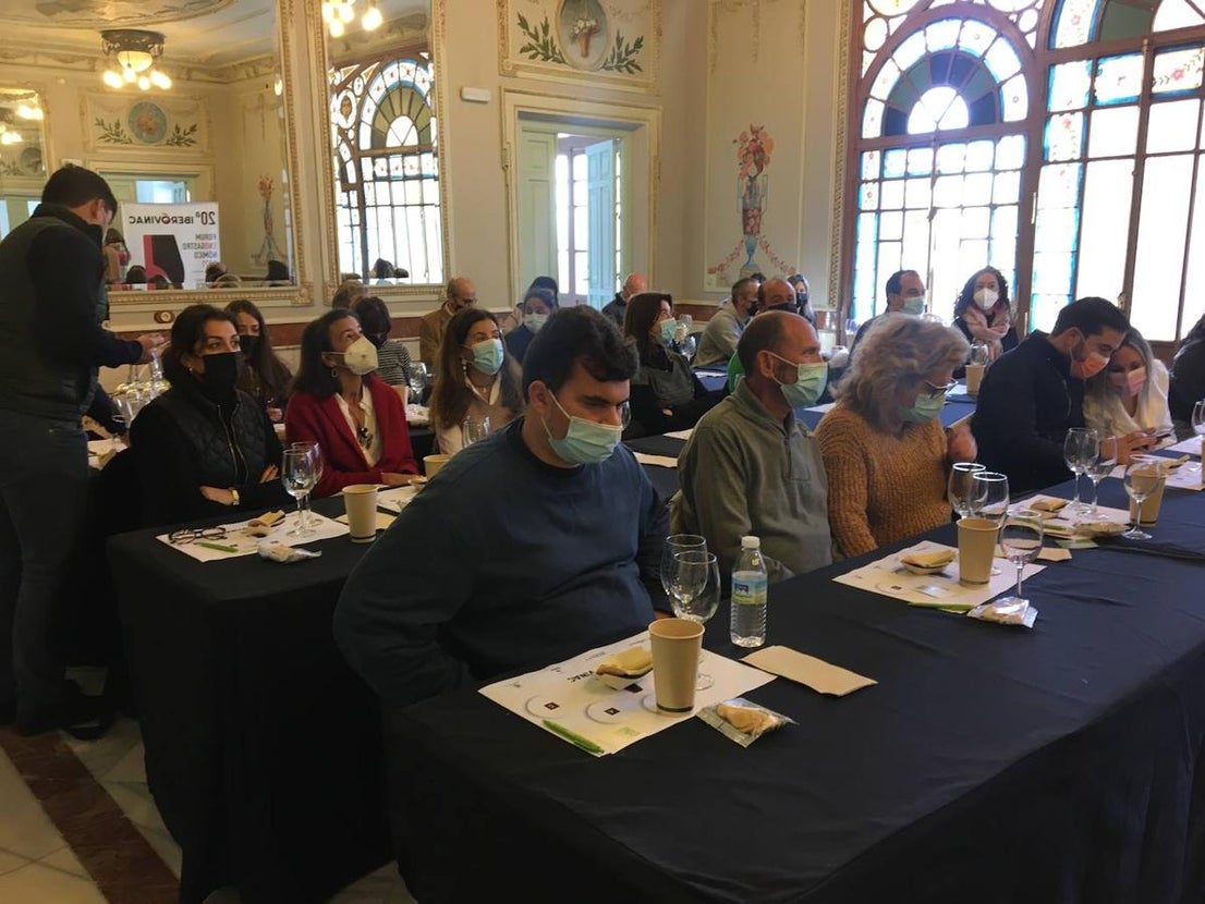 Esta edición de Iberovinac se ha celebrado con un foro enogastronómico. 