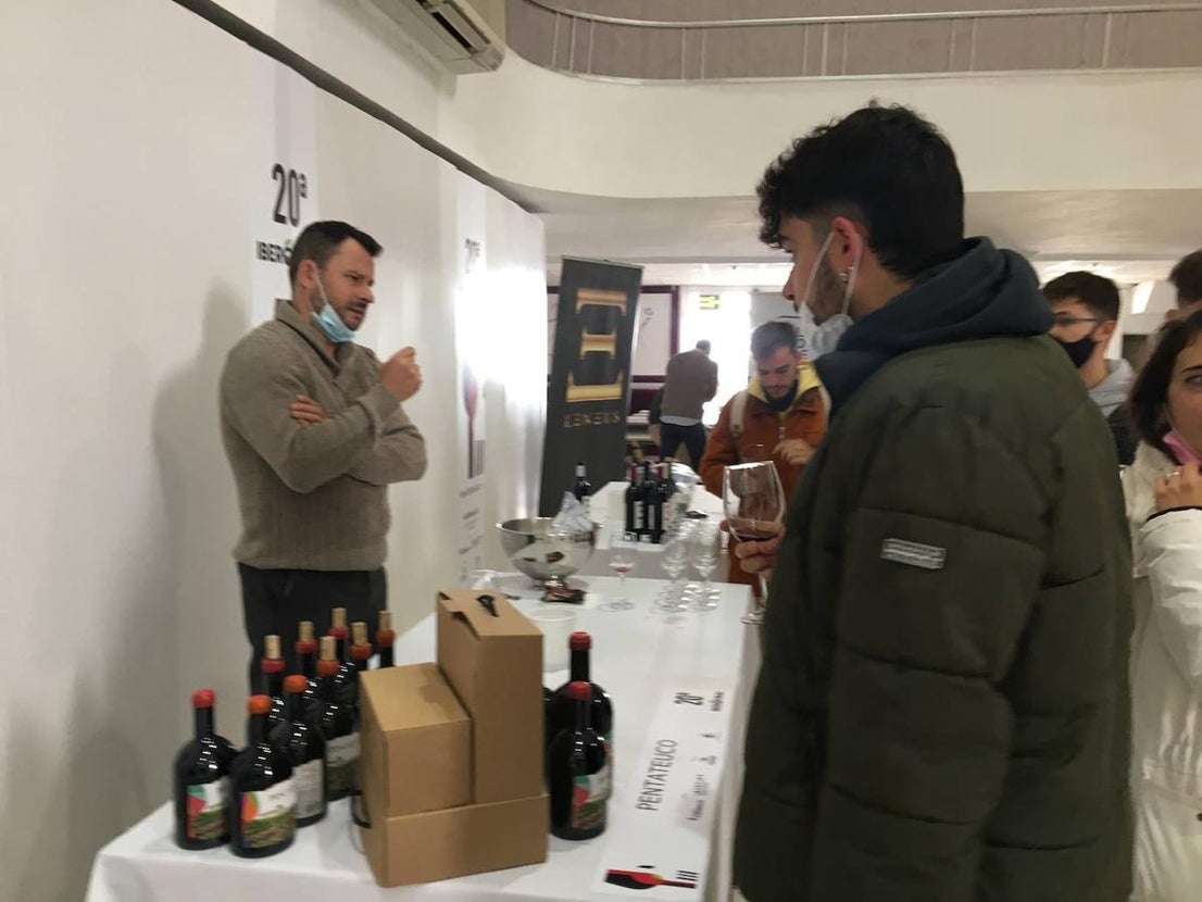 Esta edición de Iberovinac se ha celebrado con un foro enogastronómico. 