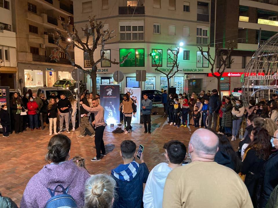 Habrá animación en las calles comerciales.