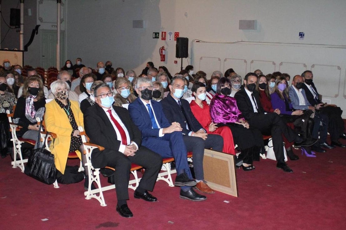 Las Medallas de Almendralejo se entregaron en el acto del Día de la Constitución 