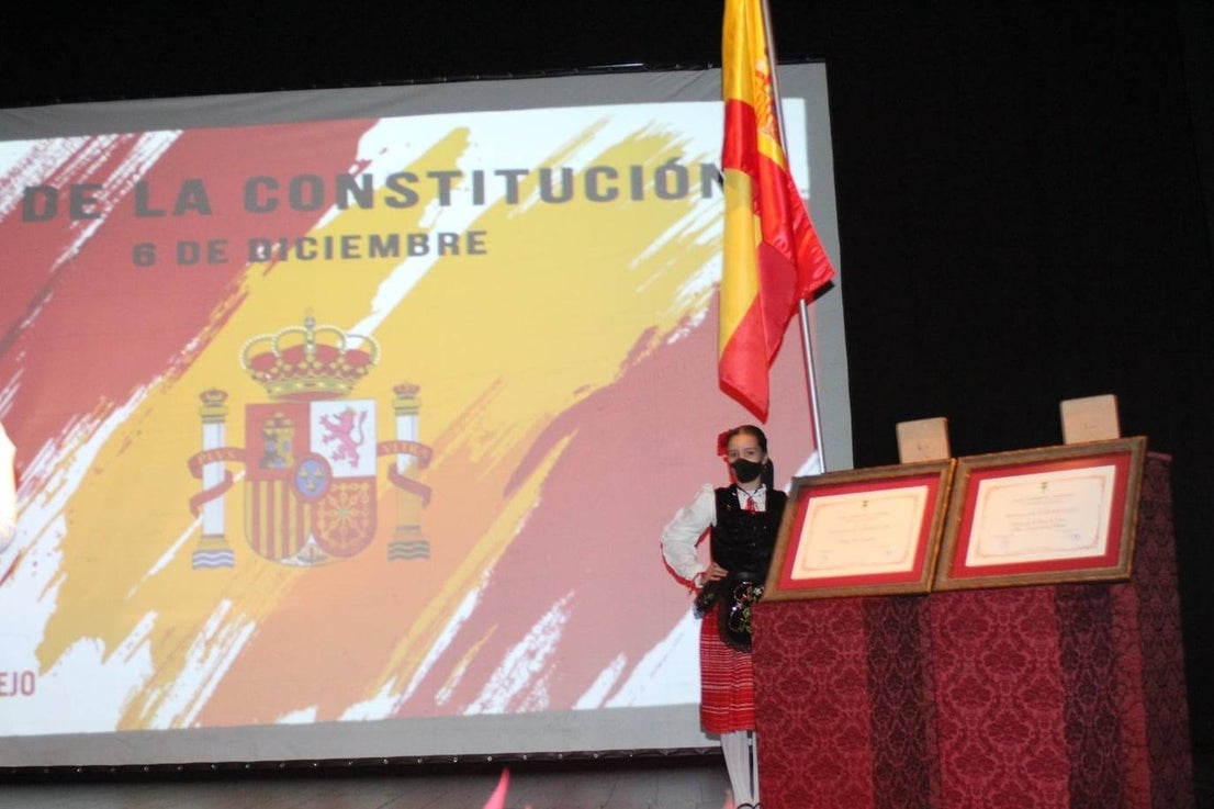 Las Medallas de Almendralejo se entregaron en el acto del Día de la Constitución 