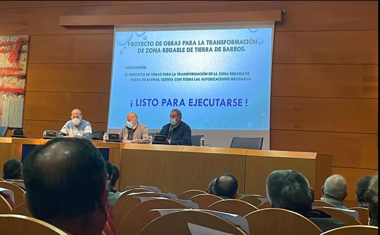 La Comunidad de Labradores pide que Mejías no esté en las negociaciones de las expropiaciones del regadío